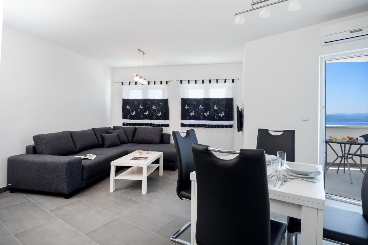Sunny Biokovo Apartments Baska Voda Bagian luar foto