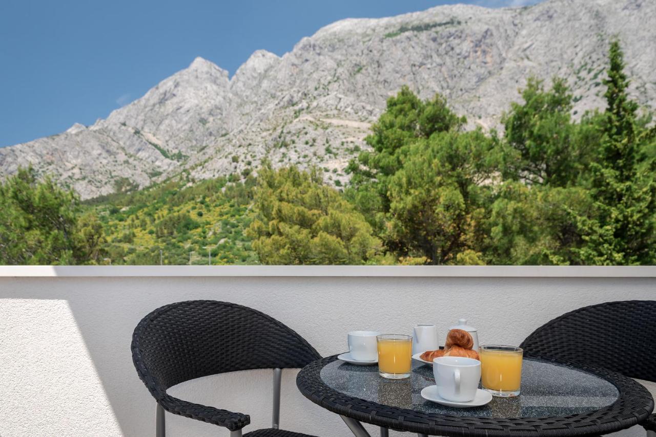 Sunny Biokovo Apartments Baska Voda Bagian luar foto